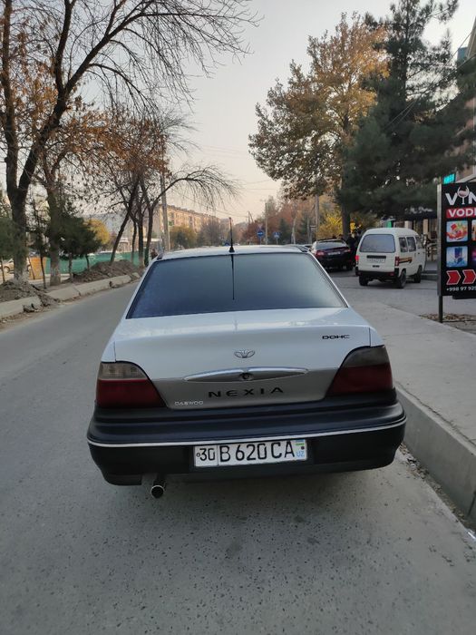 Nexia 1 daewoo sotiladi