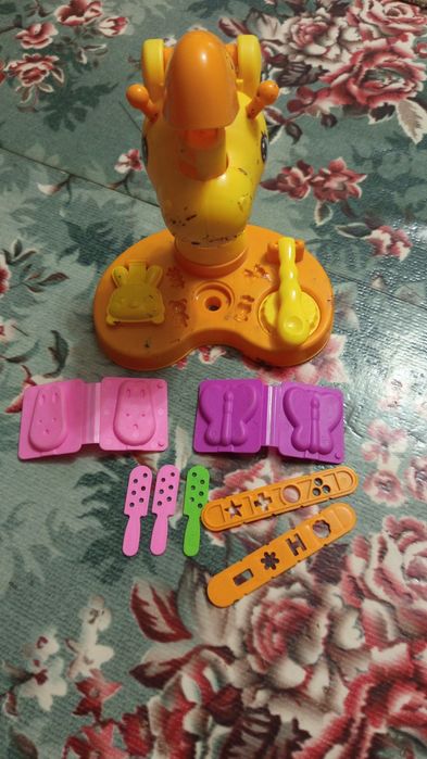 Игрушки для девочки продам