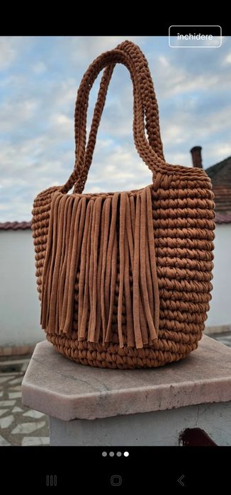 Geantă crosetata manual