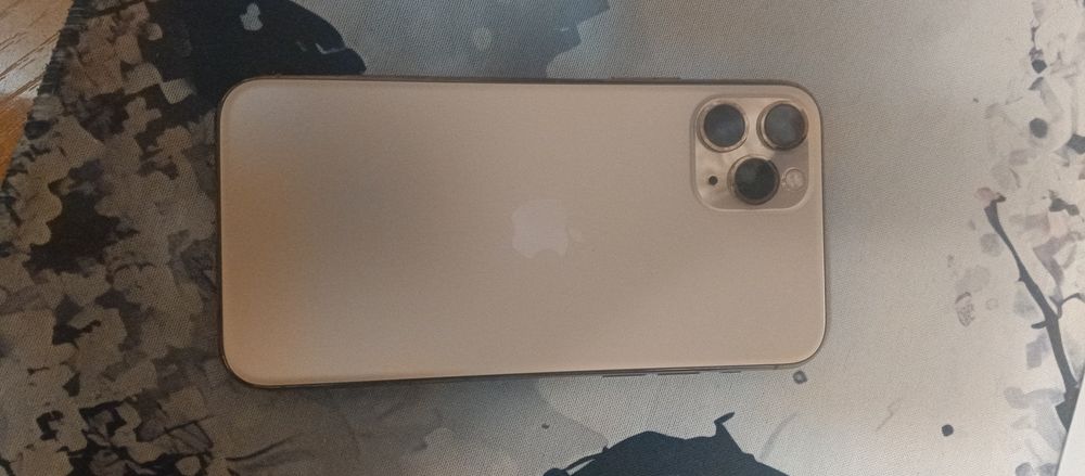 IPhone 11 pro в идеальном состоянии