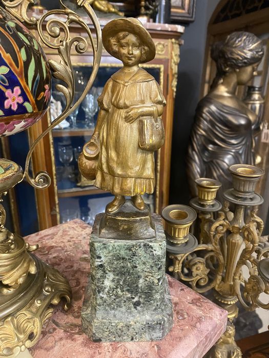 Statueta bronz/marmura/ semnata