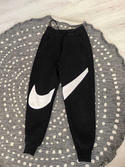 Дамски долнищаNike найк