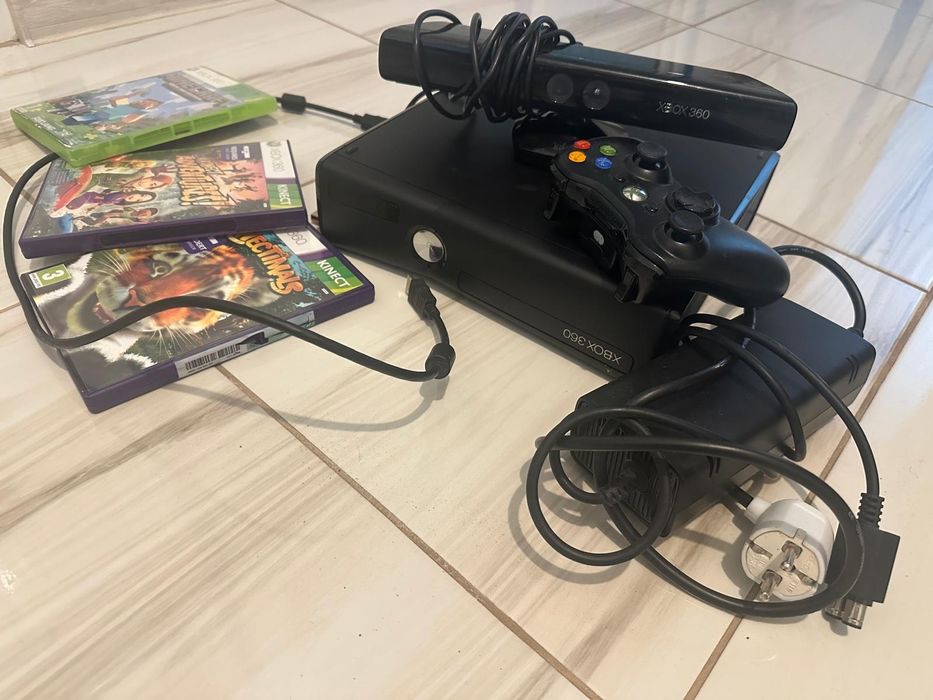 Vând Xbox 360 4gb