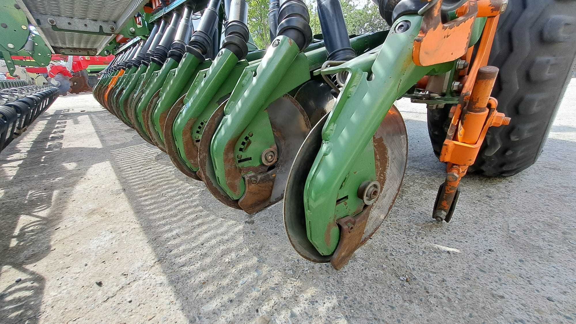 Semanatoare Amazone D9-4000 SUPER 33