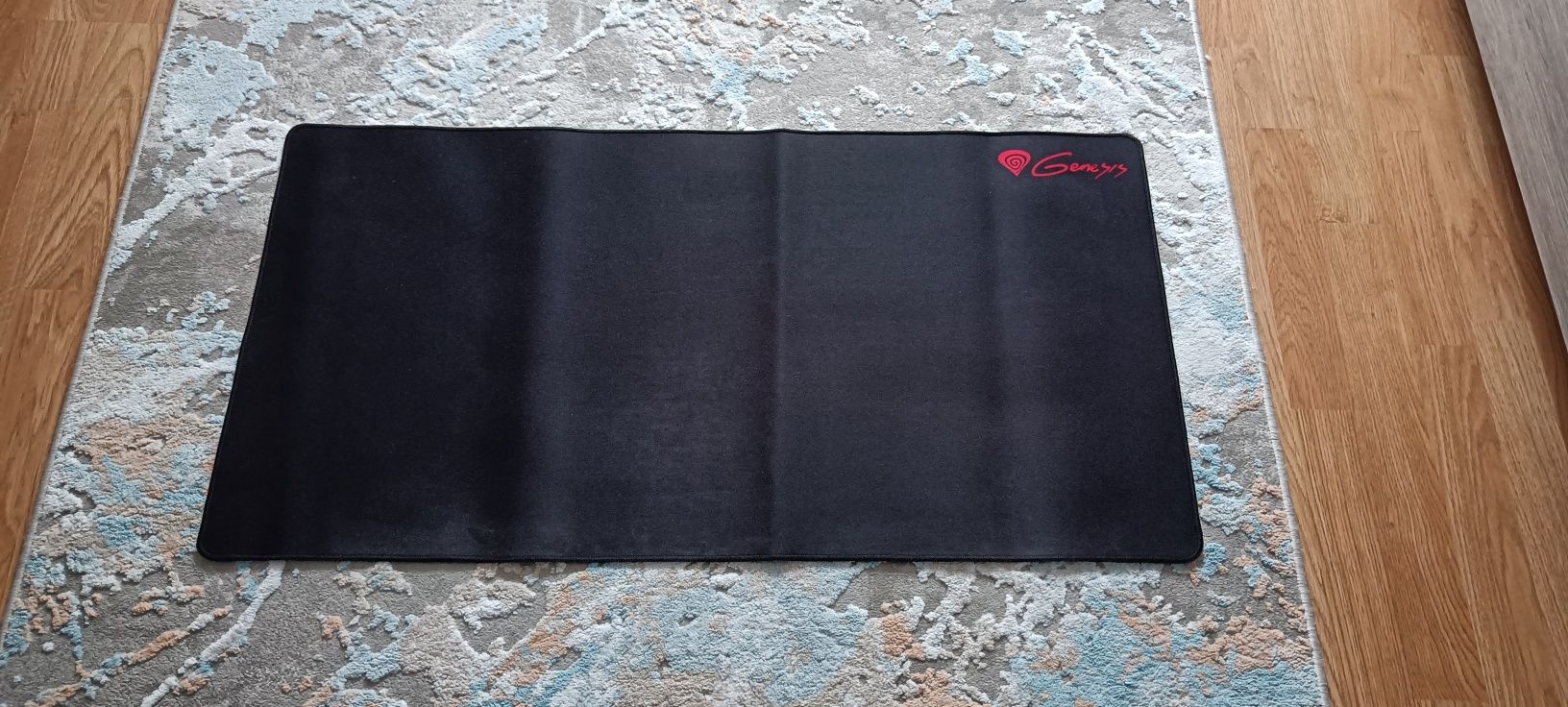 Mouse pad pentru gaming, marca Genesis M12 Maxi