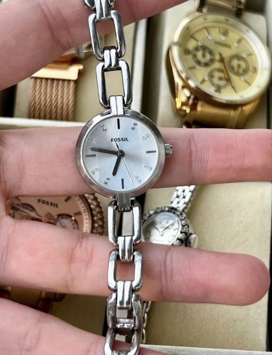 Fossil Kerrigan quartz Miyota