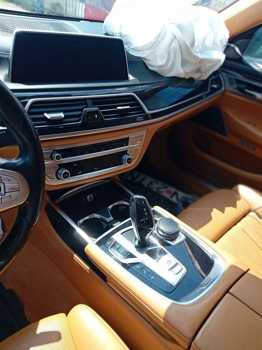 Suport pahare complet BMW Seria 7 G11 Cod: 51169302629