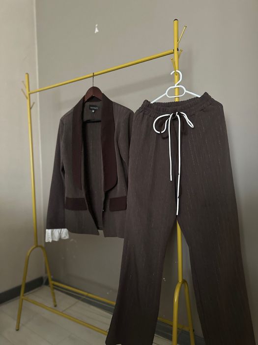 Комплект Сако и панталон Brande