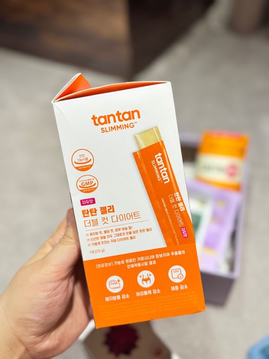 Новогодний Витаминный
Бокс - идеальный подарок для здоровья и красоты!