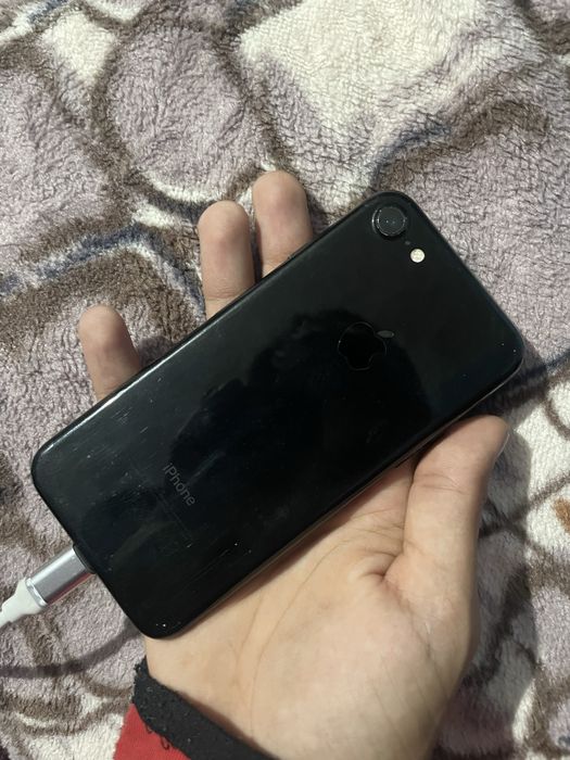 Iphone 7 pentru piese sau recarosare