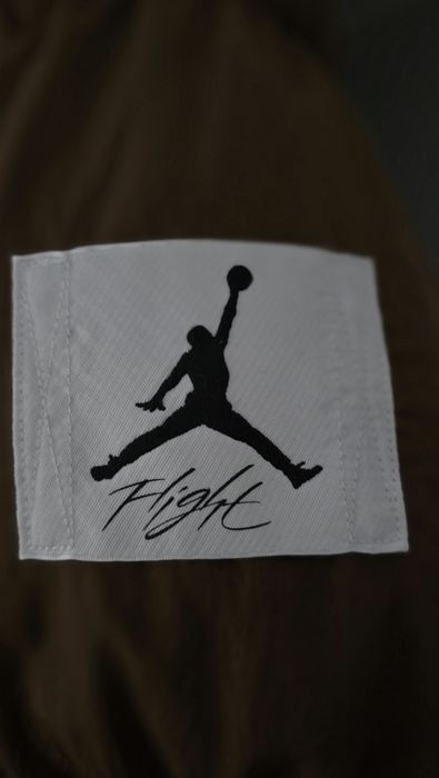 Geaca Jordan Essentials