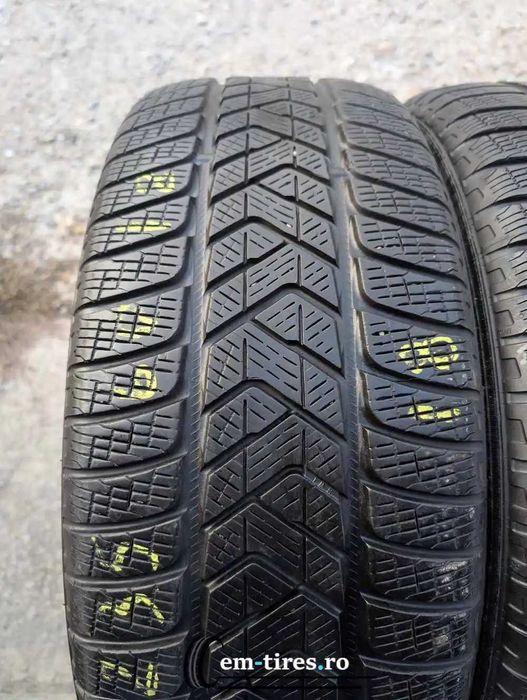 SET 2 Anvelope Iarna 235/60 R18 PIRELLI Scorpion Winter 100V