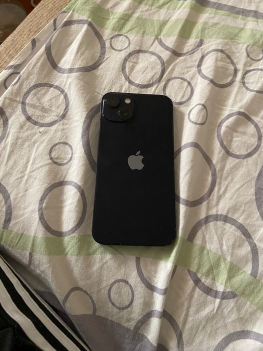 vând iphone 13 128gb cu cutie