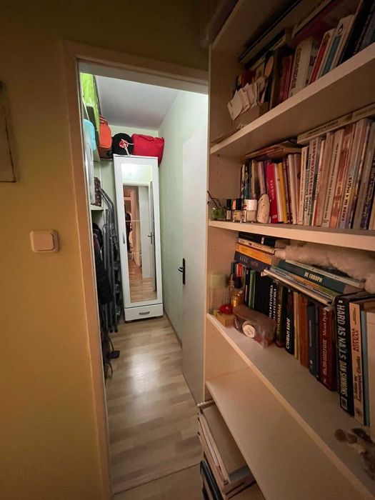 просторен тристаен апартамент