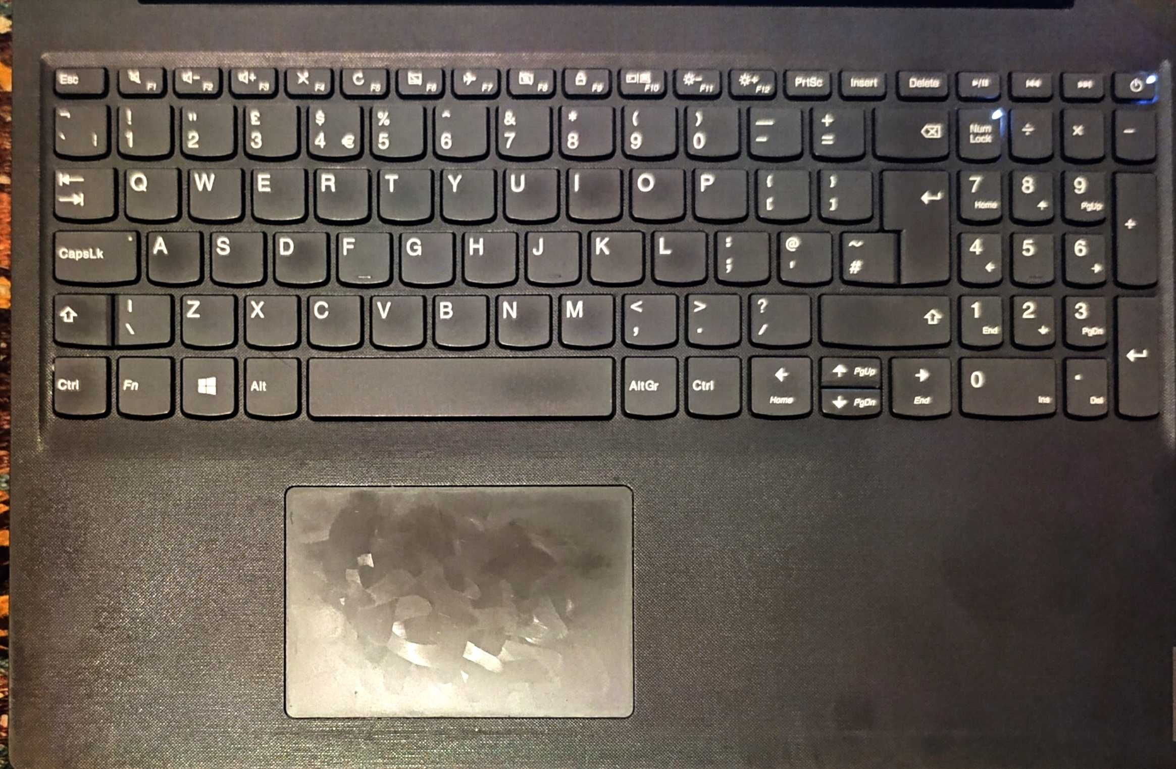 Noutbook Lenova V15-IGL
