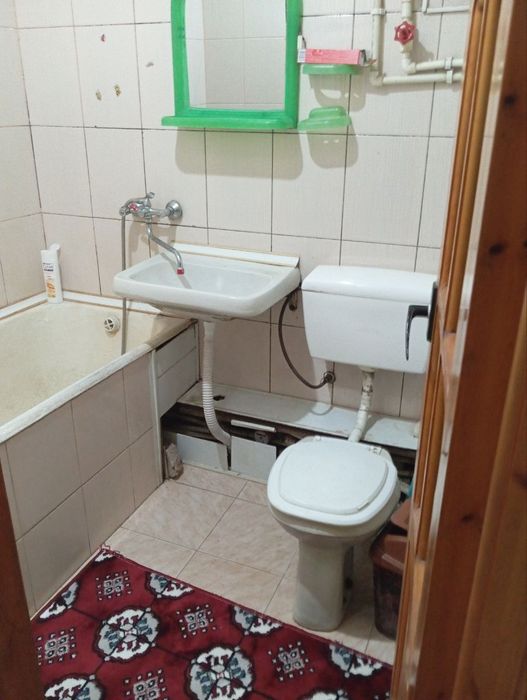 Шахар марказида жойлашган 2 хонали квартира ижарага берилади ОИЛАГА