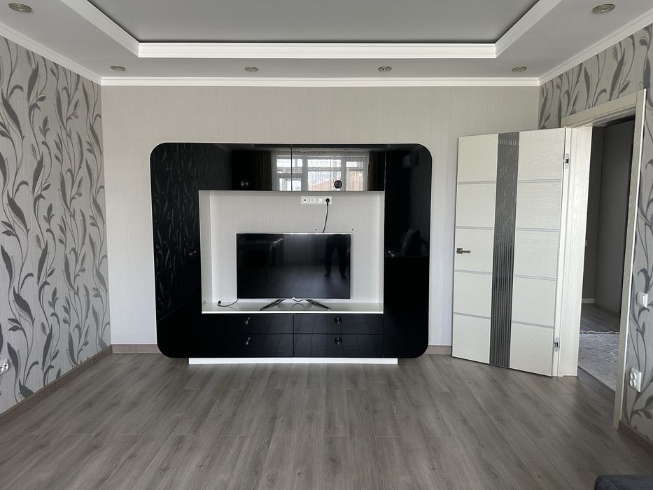 Сдам 3-х комнатную квартиру на длительный срок.