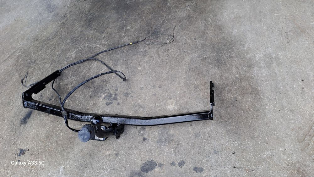 Теглич Нисан Алмера Тино/Nissan Almera Tino (2000-2006г)