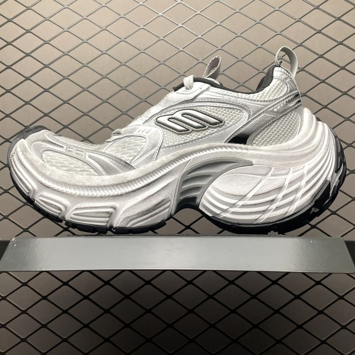 Balenciaga 10xl 2024