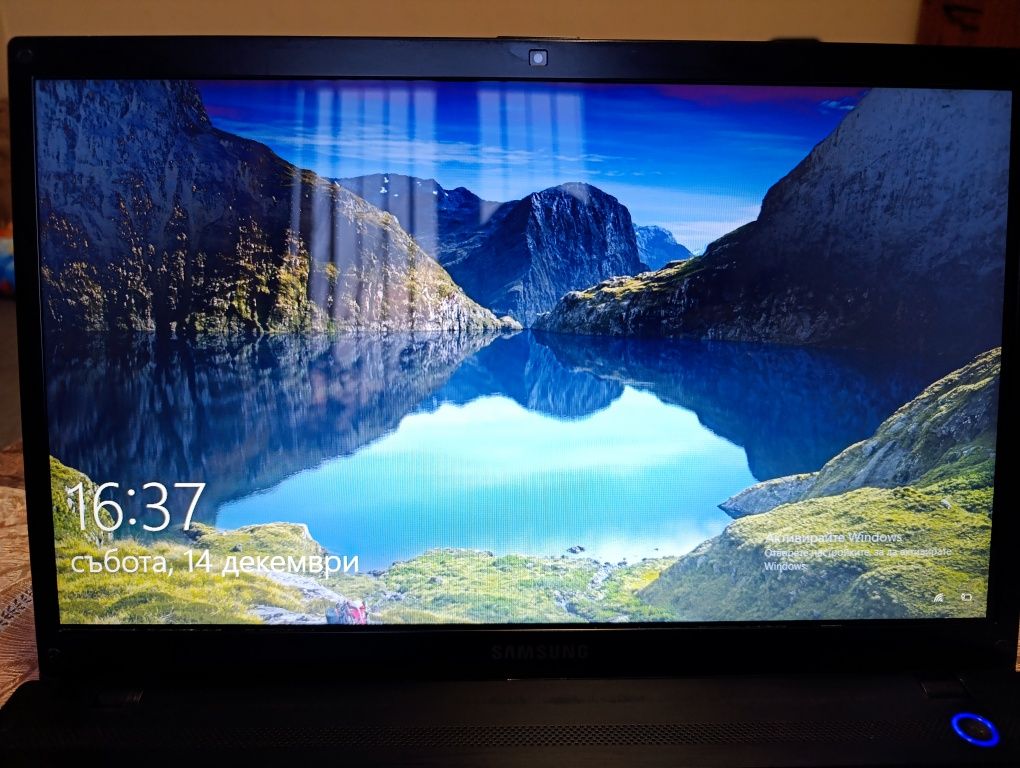 Лаптоп Samsung NP305V5A