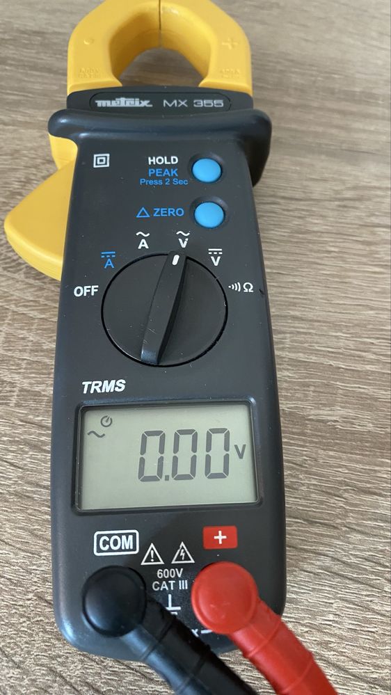 Клещи Metrix MX 355 Digital, Cat 3 600V
