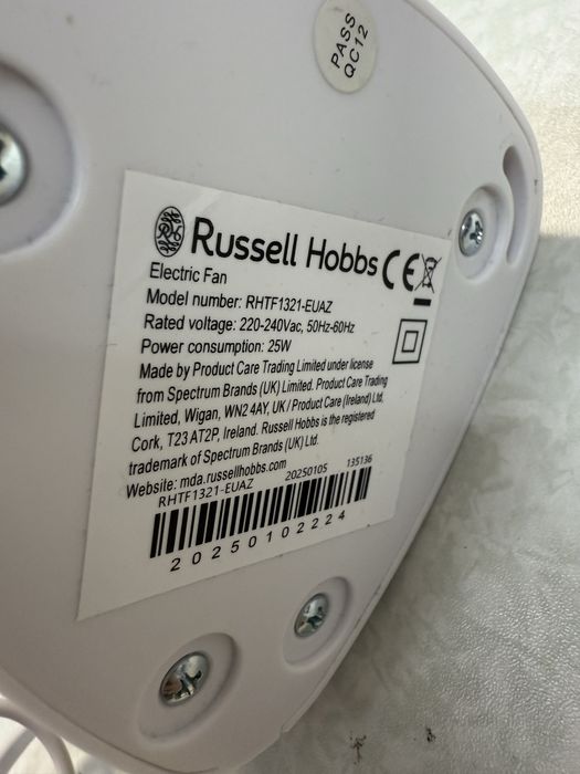 Мини вентилатор Russell Hobbs RHTF1321
