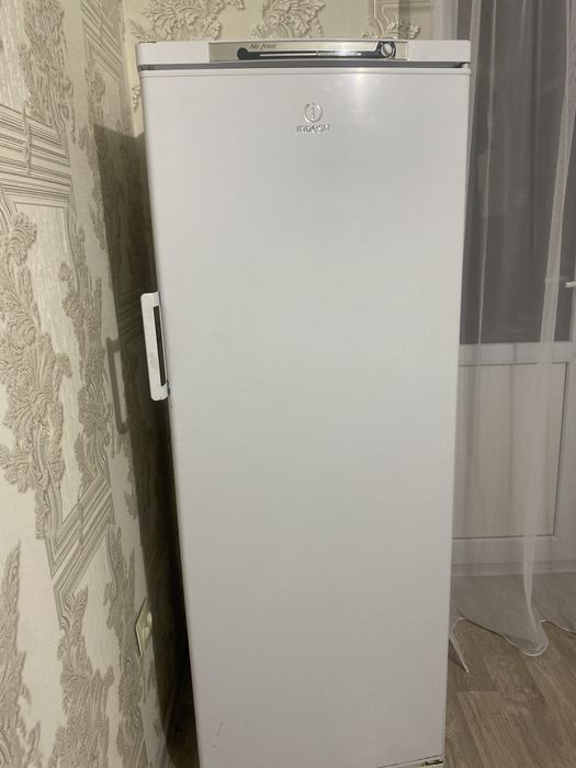 Морозильник INDESIT