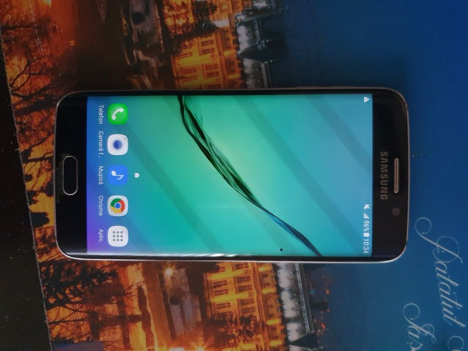 Samsung S6 edge .