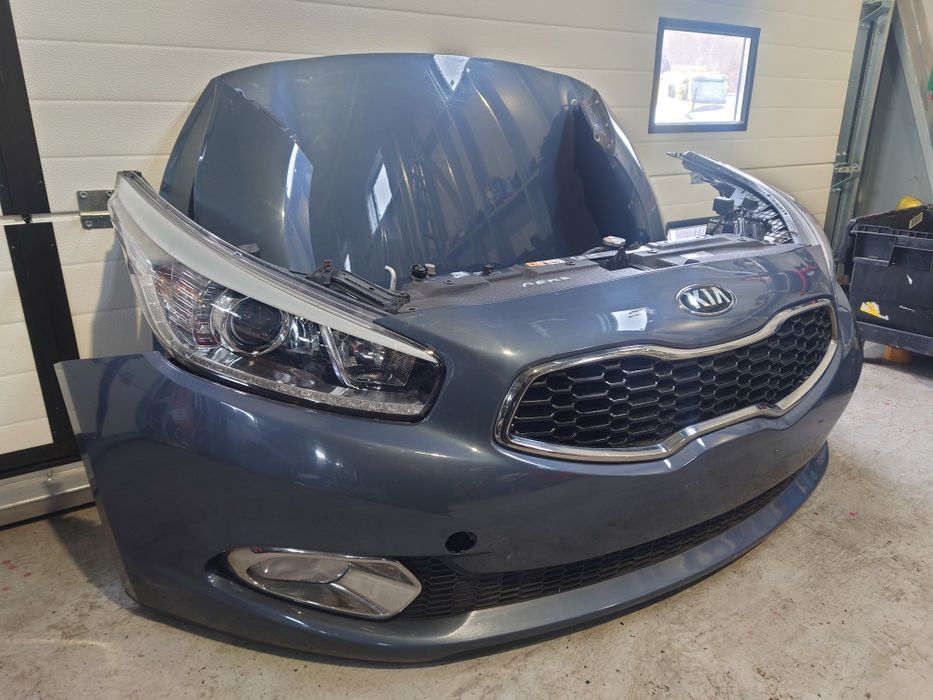 Fata completa Kia Ceed 2014 capota bara far aripa trager radiator