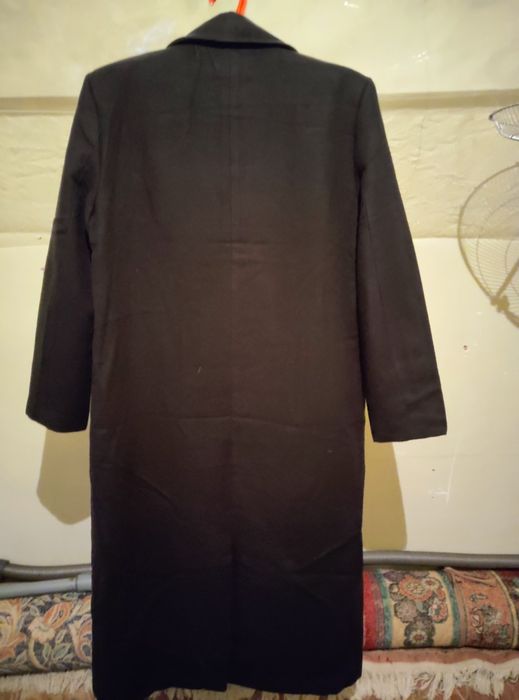 Пальто продается.