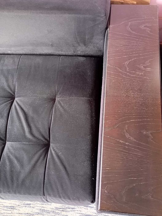 Ъглов диван в много добро състояние-250/158см -350 лв