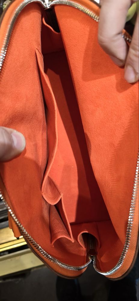 Louis Vuitton Epi Alma PM оригинална