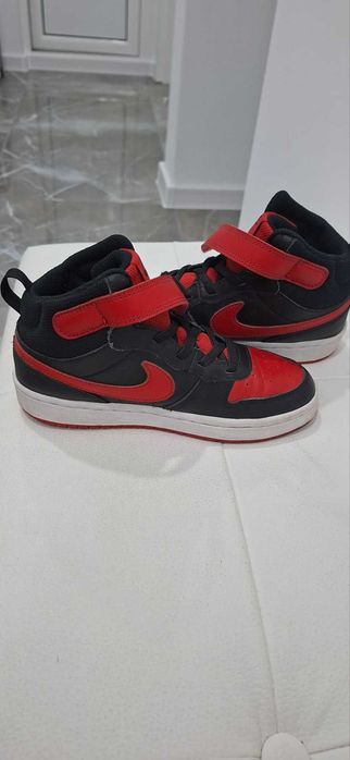 Маратонки Nike за момче, номер 32