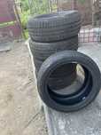 Set anvelope iarna + o anvelopa vara