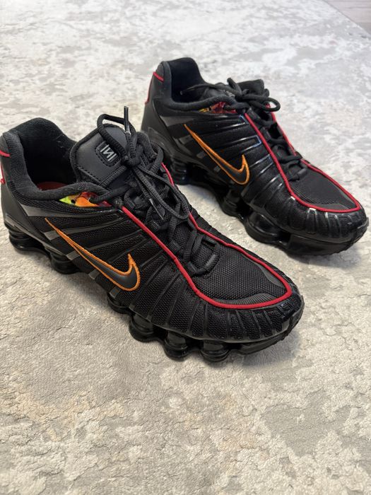 Nike Shox CV1644 - 001