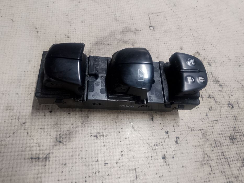 butoane geamuri electrice  nissan qashqai 1.6 motorina 2016