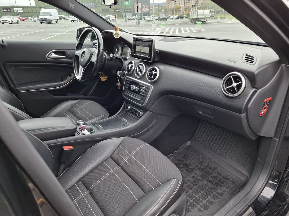 Vând autoturism marca Mercedes bemz A class 180 CDI 2013