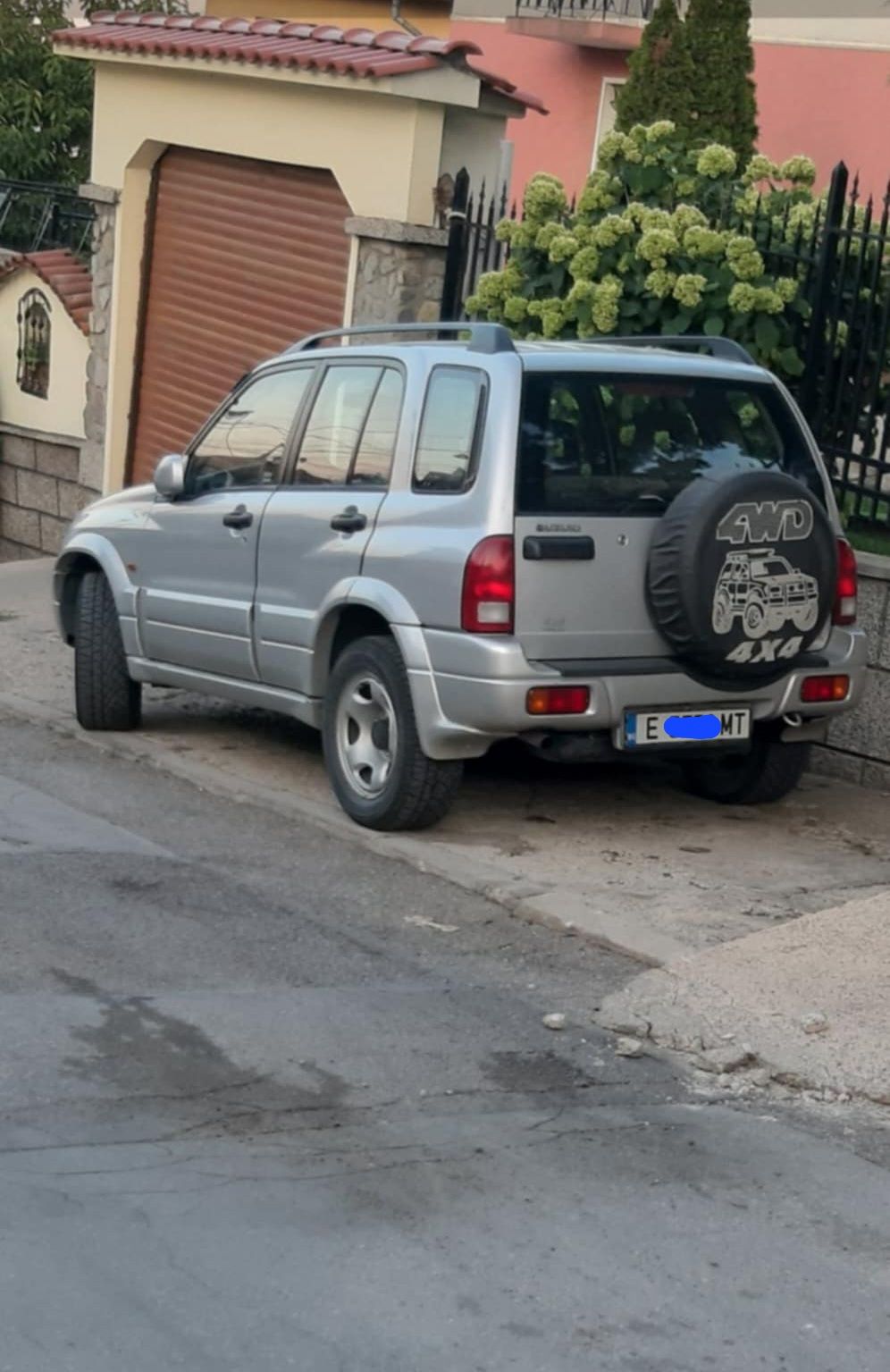 Продавам Suzuki Grand Vitara 2.0 dizel