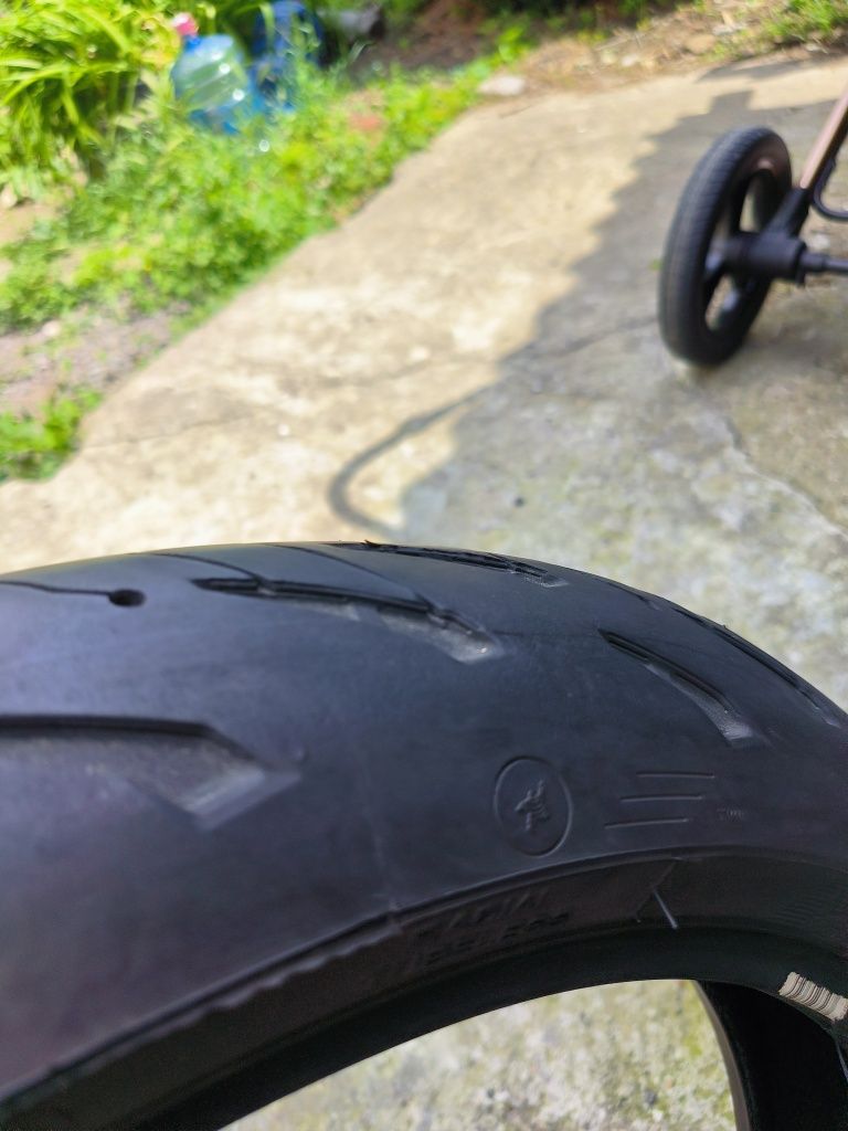 Michelin Road 5 120/70/17
