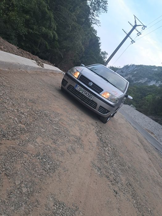 Vând fiat punto 1 9 diesel JTD 30 milioane fixin stare de funcționare