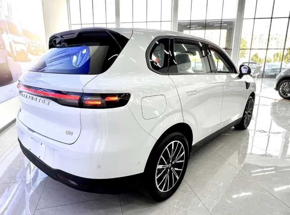 Leapmotor B10 2025
