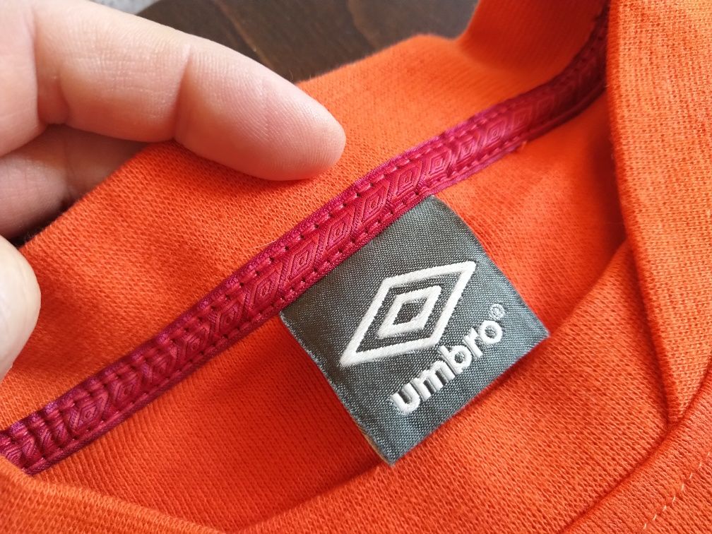 Детска блуза Umbro-размер:152 без етикет