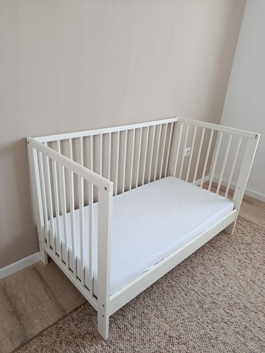 Pătuț Gulliver Ikea și saltea cocos