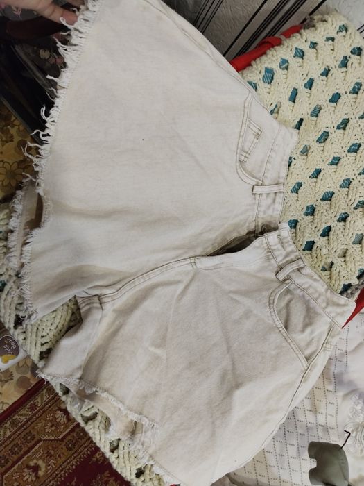 Шорты продам джинсовые