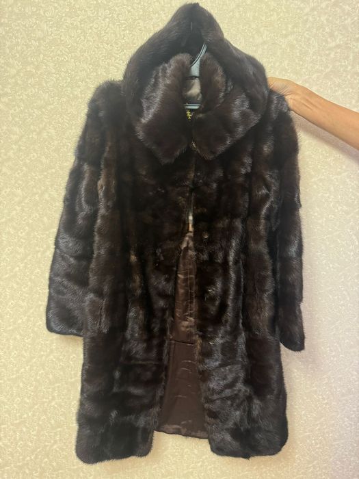 Женские одежды. Шуба