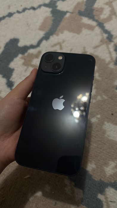 Айфон 13 почти новый