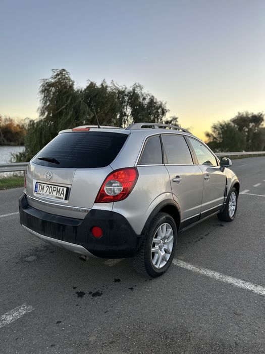 Opel antara 2009 automat 4x4 usor avariat