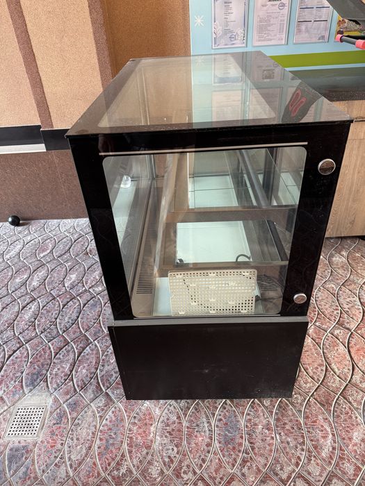 Витрина холодильная Yindu (China)