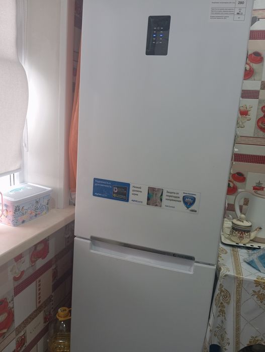 Продам холодильник