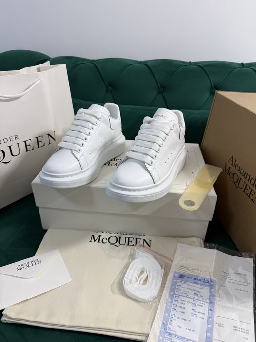 Adidasi Alexander McQueen piele naturala 100% Full Box colectie noua